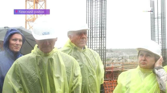 На стройплощадке Белопорожских ГЭС перекрыли русло реки Кемь смотреть онлайн