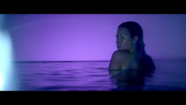 ♫ Demi Lovato ► Neon Lights ♫ смотреть онлайн