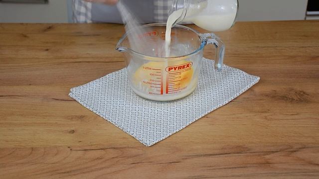 ? Într-o singură tavă! ? Piept de pui cu cartofi, smântână și cașcaval la cuptor, rețeta simplă! смотреть онлайн