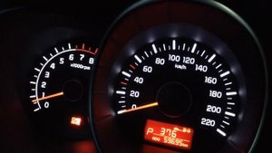 Плавающие обороты Kia Rio 2012