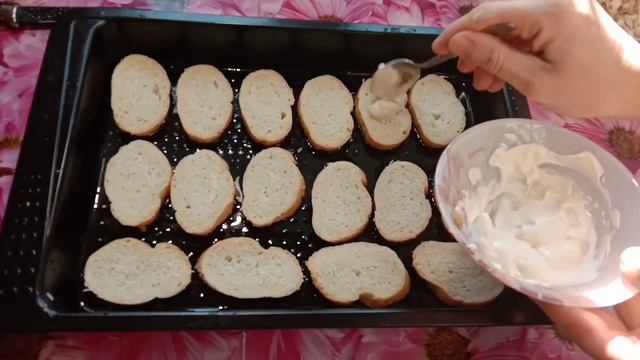 У вас есть консервы? Просто прелесть эти горячие бутерброды. смотреть онлайн