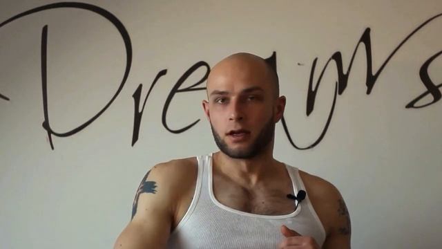 ОТЖИМАНИЯ НА БРУСЬЯХ. Какие мышцы работают?! Мой опыт. смотреть онлайн