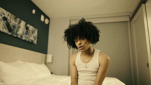 Jaydes - don't worry bout me [Dir. by Tycho Burwell] смотреть онлайн