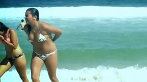 Пляж. Девушки бразильянки. Отдых на пляже в Рио