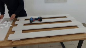 Видео сборка Настенной вешалки.