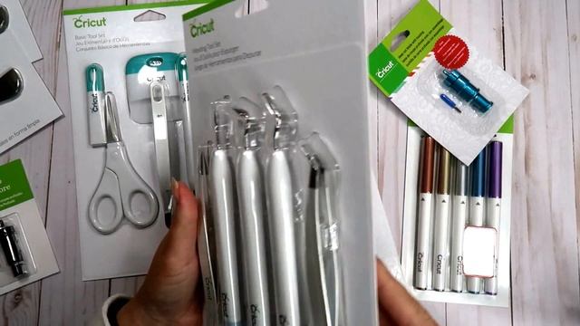 Cricut Maker Плоттер Обзор/ Материалы/ Самый дорогой инструмент для скрапбукинга/ Подарок мужа смотреть онлайн