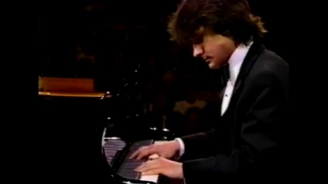 Алексей Султанов. VIII Международный конкурс Ван Клиберна 1ый раунд. Фортепианный концерт. 1989г. смотреть онлайн