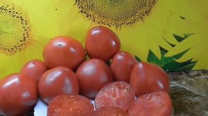 Томаты, проверенные временем. Томат Мамино малиновое сердце поспел у меня в теплице в конце мая.