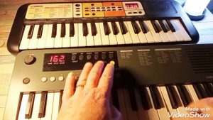 Yamaha PSS F30 VS Medeli MK37 Duell der Soundzwerge