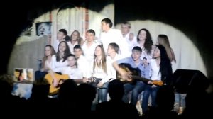 Как птенцы из гнезда мы выпали