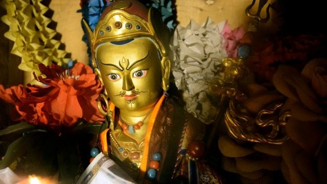 Padmasambhava (Guru Rinpoche) mantra смотреть онлайн