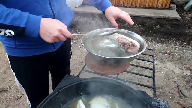 Такой шашлык вы ещё точно не пробовали.ШАШЛЫК из Говяжьего ЯЗЫКА на мангале. смотреть онлайн