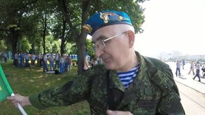 ВДВ. ЭКСТРЕМАЛЬНЫЙ ОПРОС. ПАРК ГОРЬКОГО.