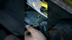 Ремонт клеммы бензонасоса на Рено Меган 2