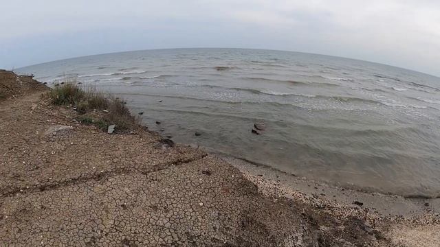 Краснодарский край поселок Кучугуры Грязевой вулкан, грязевая горка смотреть онлайн