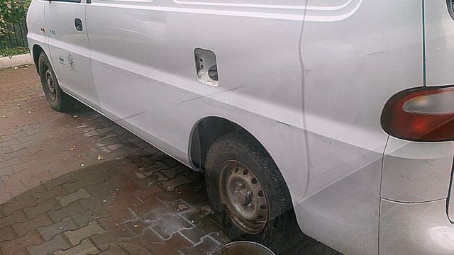 Косметический ремонт авто Хендай Старекс. Слайд, слайд шоу, музыка фотография, автомобиль ремонт. смотреть онлайн