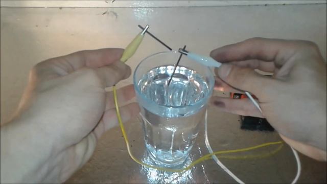 10 Incredible things to do with a 9v battery-10 Life Hacks смотреть онлайн