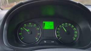 На какой скорости и передаче расход топлива минимальный?