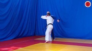 Бросок через бедро подбивом (о-гоши/o-goshi)