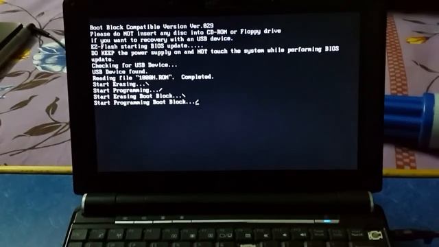 1000H 1000HE Asus Eee PC Bios Recovery смотреть онлайн