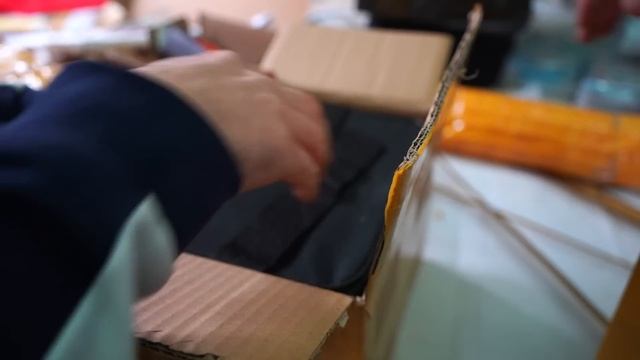 Купили гигантский палет потерянных посылок с AliExpress, а там...