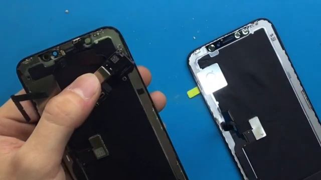 IPHONE X Зелёный экран!?