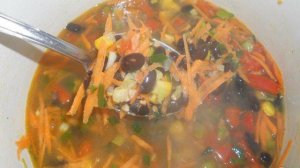 Суп с гречкой и черной фасолью