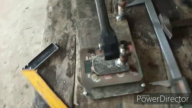 Стенд для развесовки шатунов при капитальном ремонте двигателя. смотреть онлайн