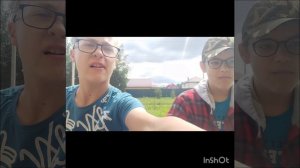 Стандрайс и Русский чел пробует острые с кислый сладкие конфеты