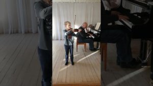 Исп. Буцаев Лука, 7 лет, 1 класс  А.; Комаровский - Этюд №19; Н. Бакланова - Мазурка