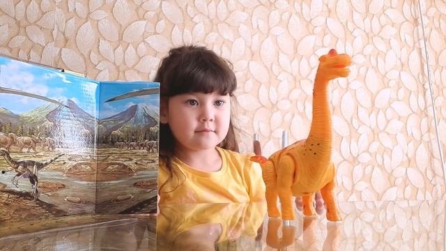 Хороший Динозавр.Брахиозавр. Интерактивная игрушка.