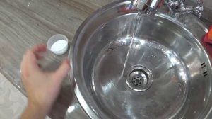 Как быстро очистить руки от суперклея