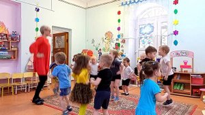День рождения в детском саду, вторая младшая группа