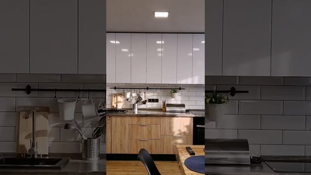 ПРЯМАЯ КУХНЯ С РАСПАШНЫМИ ДВОЙНЫМИ ГЛЯНЦЕВЫМИ ФАСАДАМИ смотреть онлайн