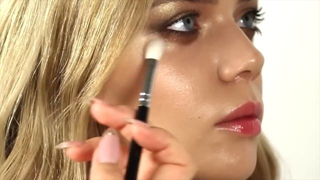 Победитель INGLOT MUA Awards 2017 в номинации "Звездный макияж" Ирина Лобашова смотреть онлайн