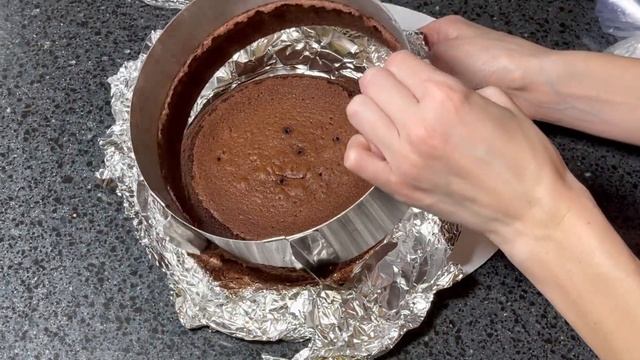 Муссовый торт «Три шоколада»! ЭТОТ ТОРТ ДОЛЖЕН ПОПРОБОВАТЬ КАЖДЫЙ! смотреть онлайн