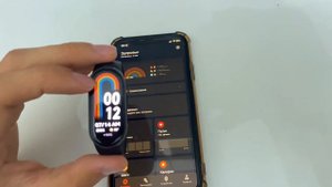 Выдает ошибку при подключений mi band 8! Как подключить mi band 8 на айфон!