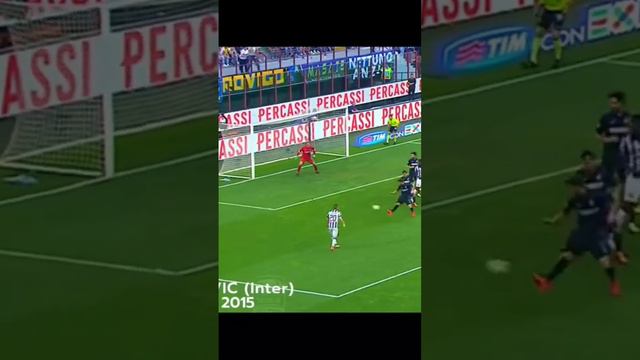 HANDANOVIC ALMENO TI SEI BUTTATO