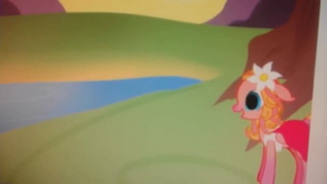 Любовный треугольник (пони сериал) смотреть онлайн