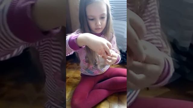 Мини распаковка ✂🎁👧LOL (не оригинал) смотреть онлайн