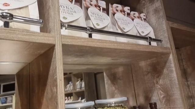 Чаи, меды, травы, веники! Обзор на огромный магазин банных дел Медведъ. Подмосковье. Ильинское. смотреть онлайн