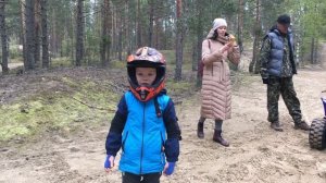 Как надо ездить на квадроцикле в 5 лет.