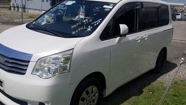 2013 White Toyota Noah For Sale in Saint Catherine, Jamaica смотреть онлайн