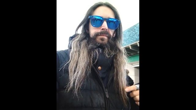 Длинноволосый 43-летний тенор мужчина-Почему длинные волосы настоящая длинна волос у мужчин!