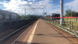 Электровоз «ЭП2К», электропоезда «ЭД4М» и «ЭД4М (рэкс)» на станции «Калинина» // 12 июля 2022 года