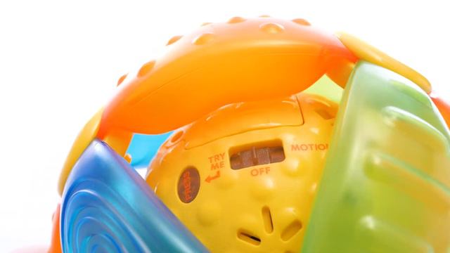 Интерактивная развивающая игрушка "Светящийся мячик" от BKids смотреть онлайн