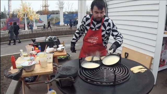 ВДНХ / ТАЛАНТЛИВЫЙ БЛИНОПЕК. Масленичные блины