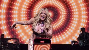 Hey Mama - Bebe Rexha - Live - Orlando, FL - 24June2023