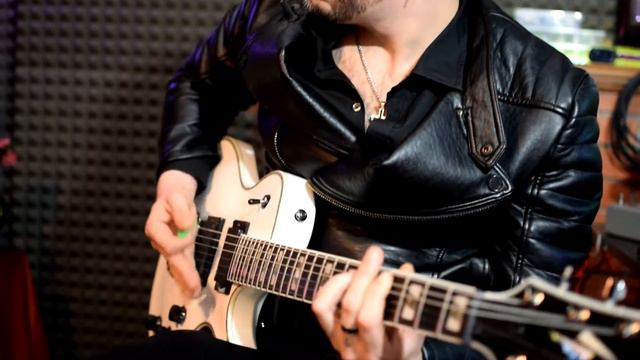 Ibanez ARZIR20 Iron Label смотреть онлайн