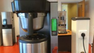 Приготовление фильтр кофе на кофе машине Бравилор Бонамат Аврора. Часть